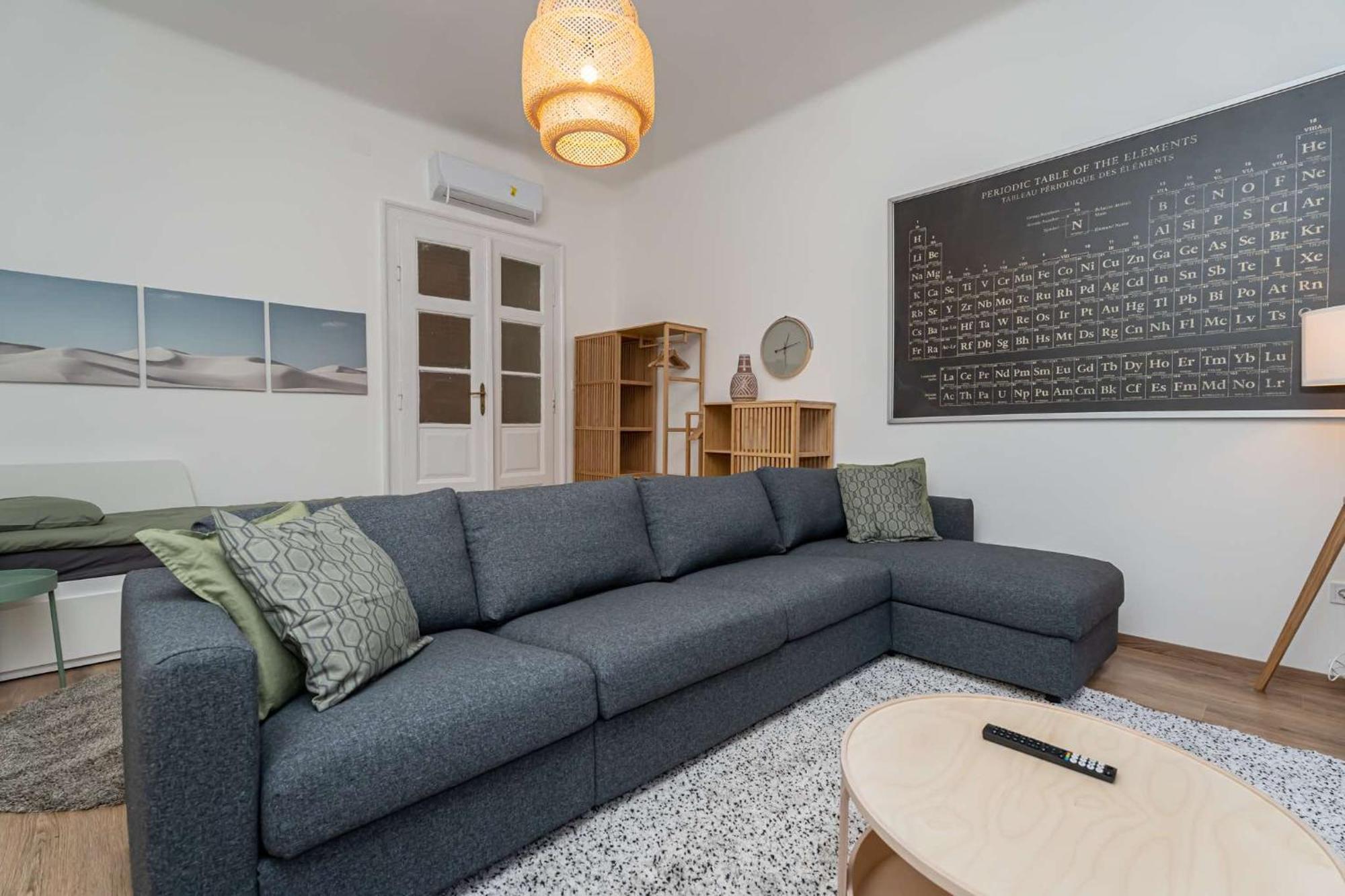 Gozsdu Court Three Roses Appartement Boedapest