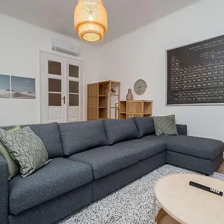 Gozsdu Court Three Roses Apartment Budapest Exterior photo